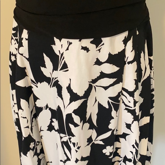 EUC Black & White Dress size 14 - Picture 4 of 8